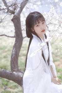 白莲花清清重生后打脸伤害妈妈的白莲花闺蜜小说